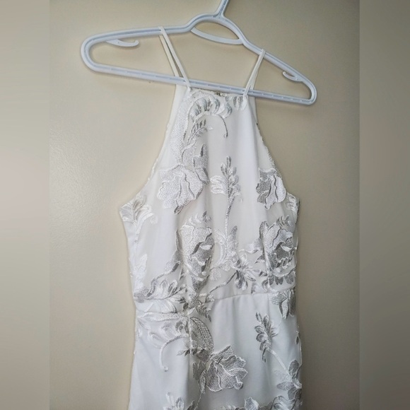 Small lulus dress - Picture 4 of 10